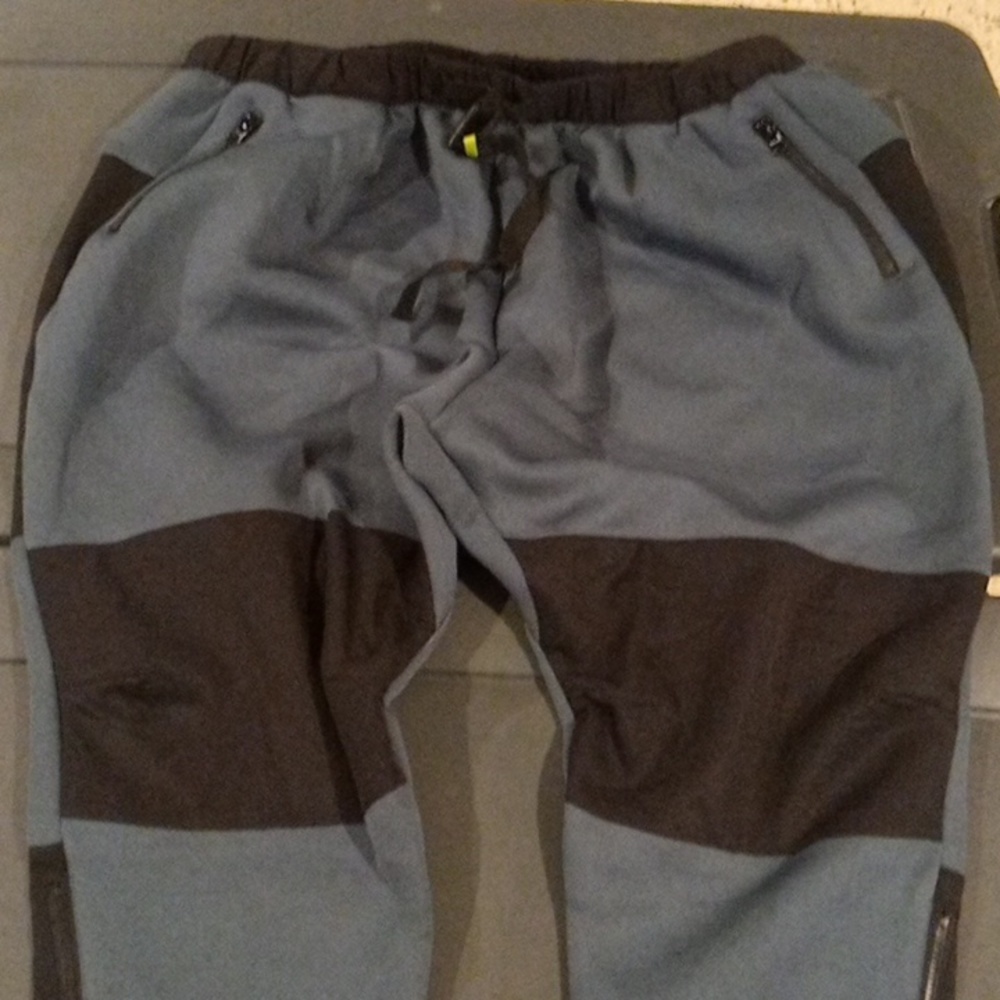 Brand new men's Adidas tech joggers pants